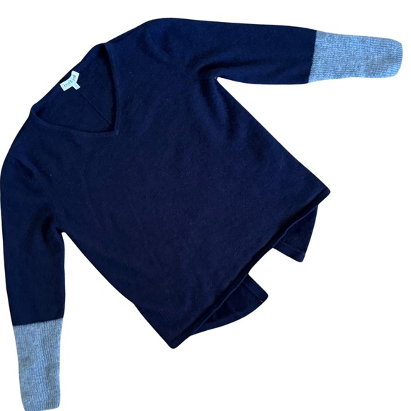 Cashmere Navy Sweater Sz Sm - Picture 9 of 11